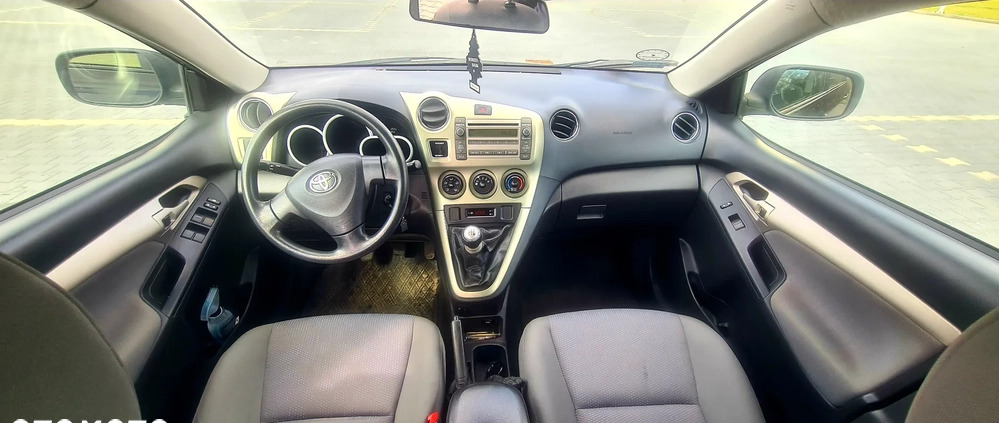 Toyota Matrix cena 20900 przebieg: 150000, rok produkcji 2008 z Żukowo małe 352